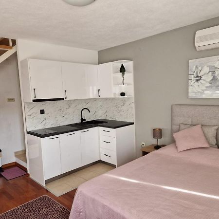Apartments Ozrenka Tučepi Екстериор снимка